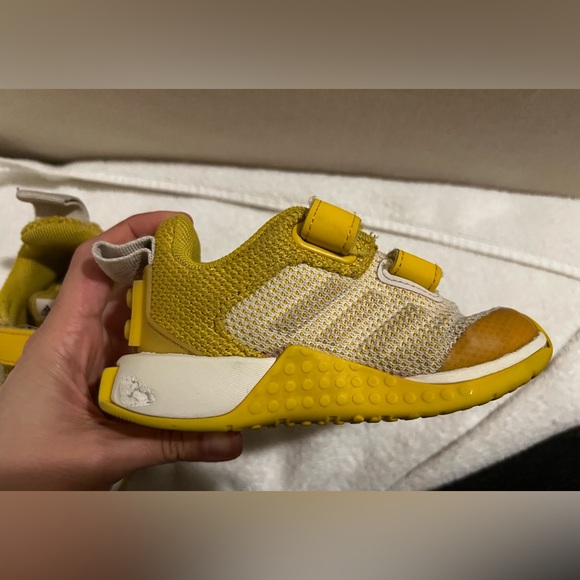 adidas x LEGO Sport Pro EL K Yellow Red Kids Preschool Running Shoes GZ2414 - Picture 4 of 16